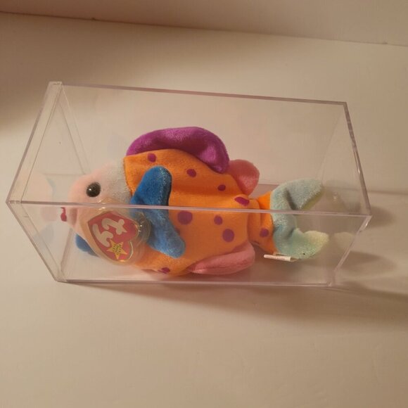 "Lips" the Fish is a colorful Ty Beanie Baby, released in 1999. Its vibrant oran - Picture 4 of 4